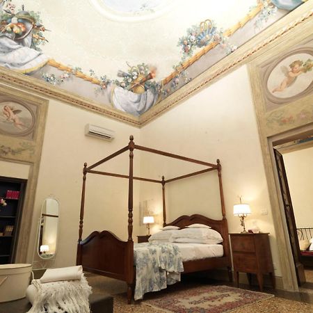 Antica Casa Zucchini B&B Болонья Экстерьер фото