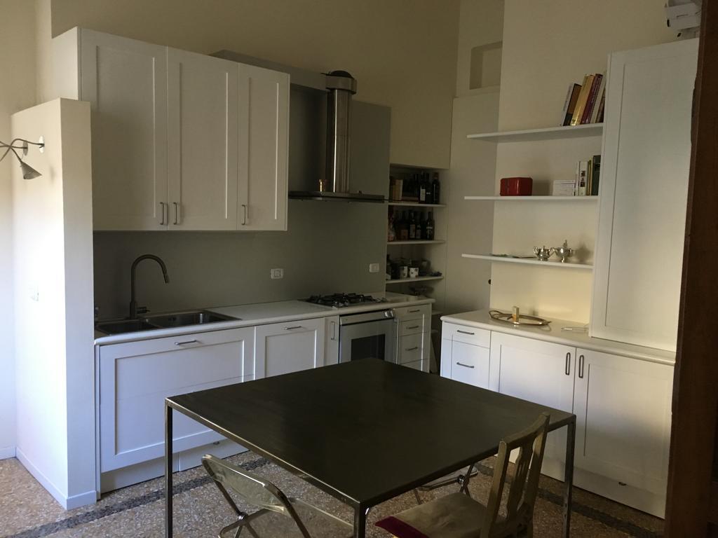Antica Casa Zucchini B&B Болонья Экстерьер фото