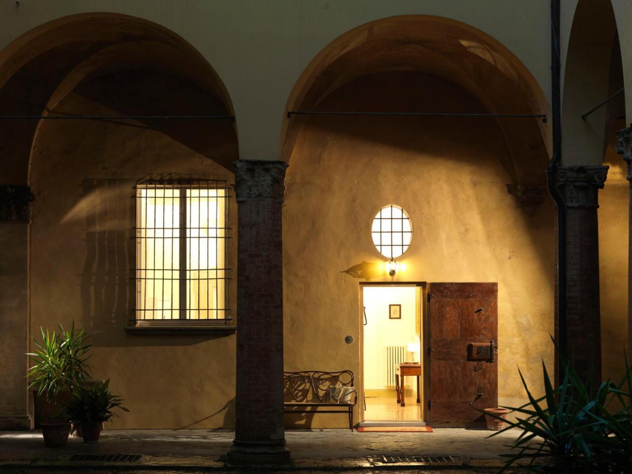 Antica Casa Zucchini B&B Болонья Экстерьер фото